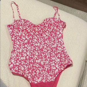 Zara pink floral bodysuit NWT never worn